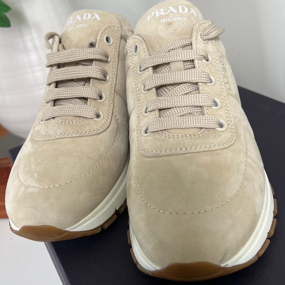 New Prada sneakers never worn